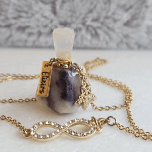 Collier élixir charoite